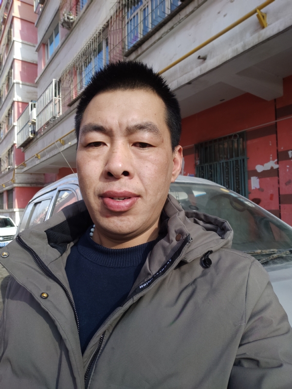 华哥的第二张照片--乌鲁木齐基督教相亲网